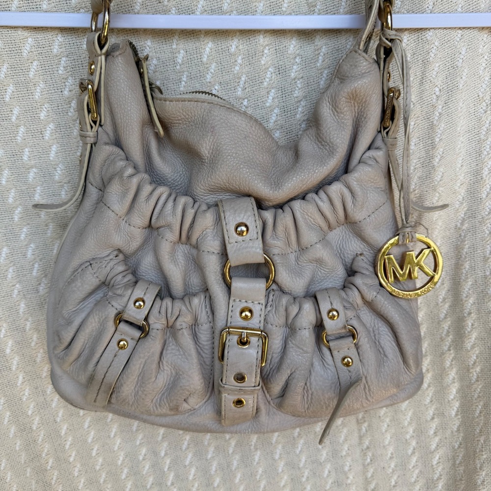 Michael Kors Leather Shoulder Bag Purse Hobo Satchel Jennings Neutral keychain - Picture 3 of 16